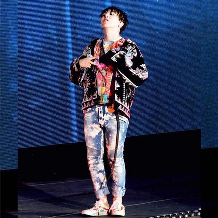 G dragon cheap shoes vans